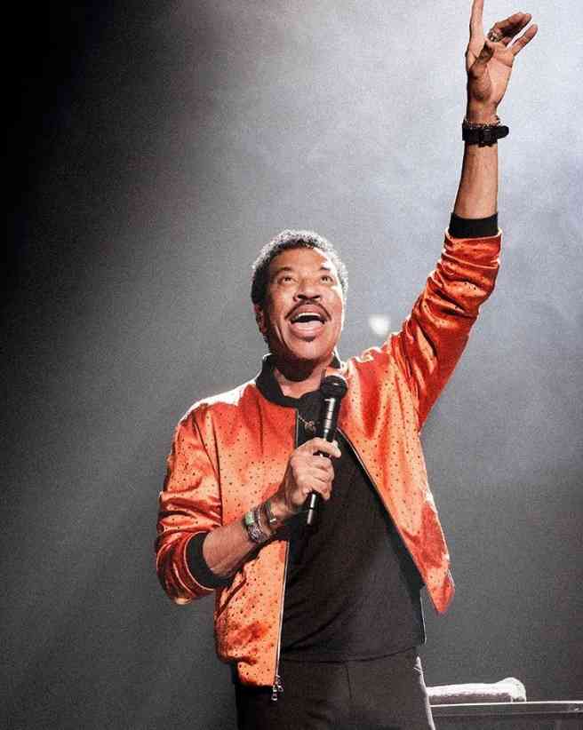 【イタすぎるセレブ達】ライオネル・リッチー、コロナ対策支援のために『We Are The World』の新バージョン制作へ「今全ての人が同じ状況下にある」 | Techinsight（テックインサイト）|海外セレブ、国内エンタメのオンリーワンをお届けするニュースサイト