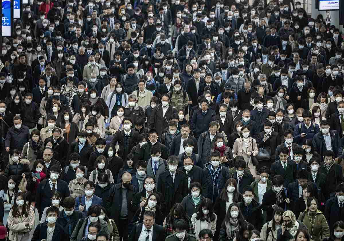 NHK新型コロナ特番が「明快過ぎる」と話題…新幹線や外食は低リスク、石けんで十分