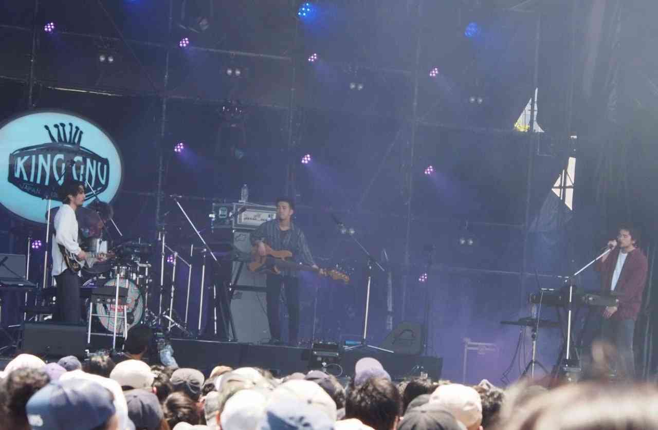 「いいね稼ぎに使うな」MVのYouTubeコメント欄が物議 曲に無関係のネタ発言にKing Gnu井口が苦言？