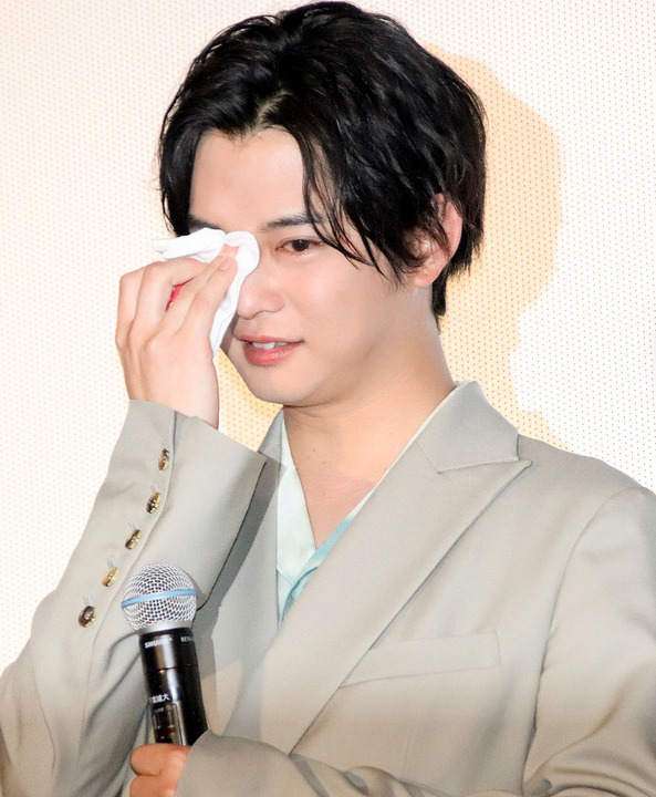 今週のイケメン：千葉雄大が主演映画イベントで涙　岡田健史は初の舞台あいさつで初々しい姿　後編 - 毎日キレイ