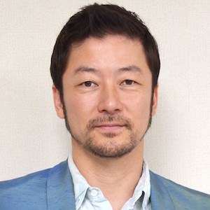 浅野忠信「税金をこれ以上取らないでください」「皆で力を合わせて善い政治を心がけて」　ツイートで呼びかけ