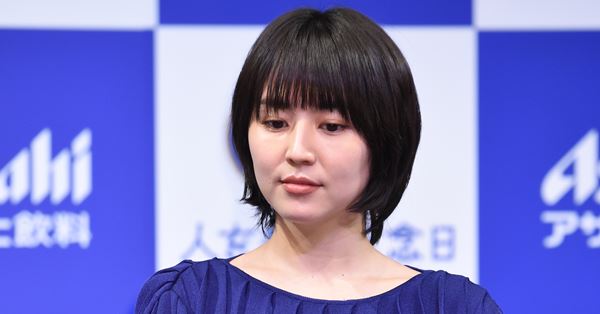 東出騒動で長澤まさみ頼み…迫るコンフィデンスマンJPの不安 | 女性自身