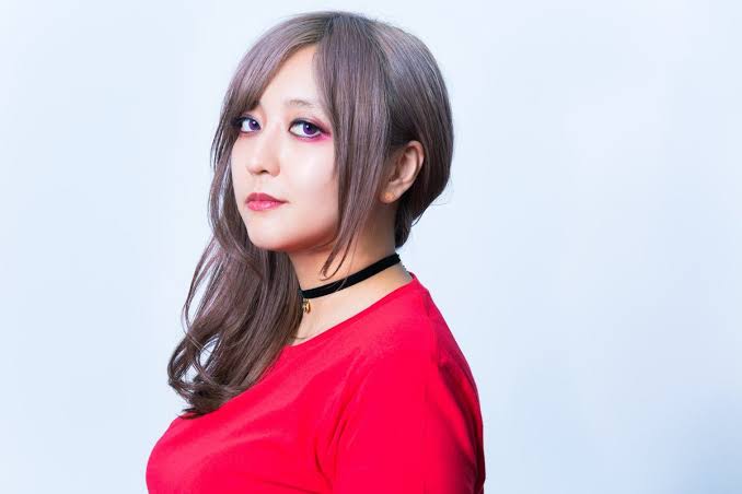 三白眼と黒目がち、どちらが好きですか?