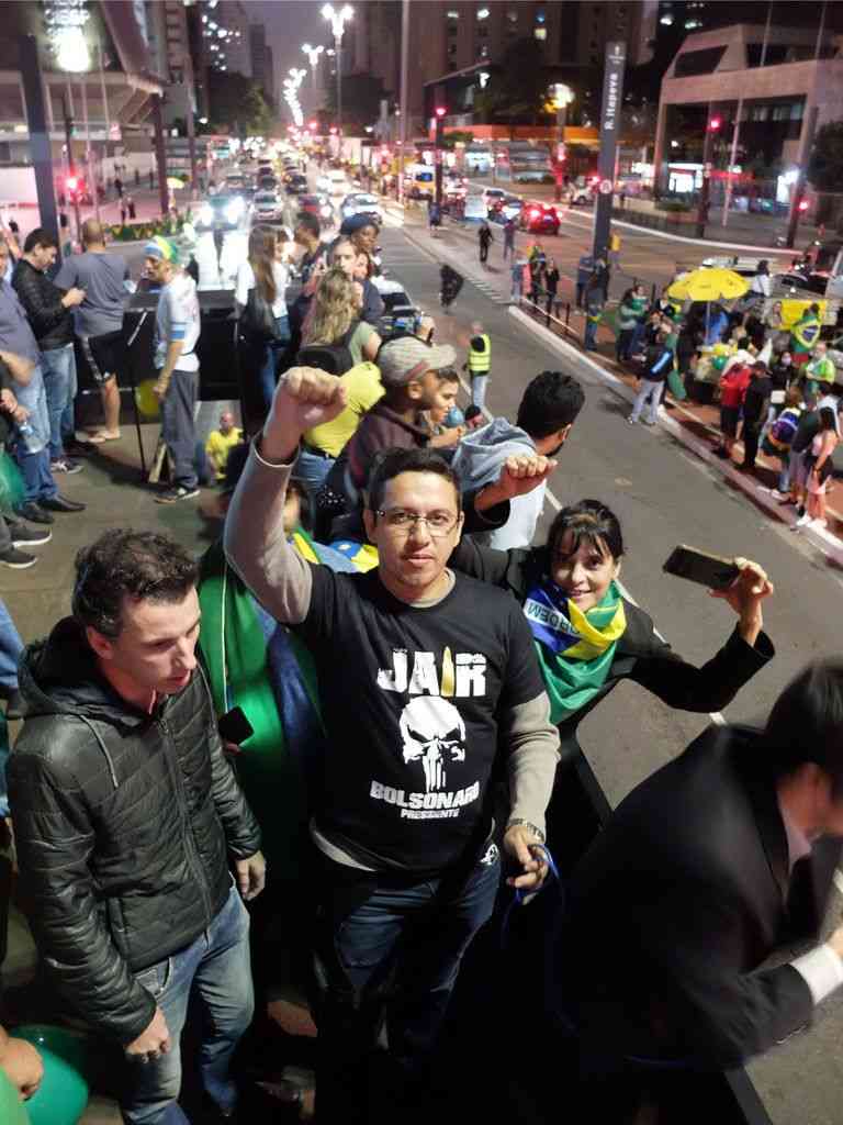 「国民７割新型コロナ感染、どうしようもない」　ブラジル大統領、経済再開呼び掛け：時事ドットコム