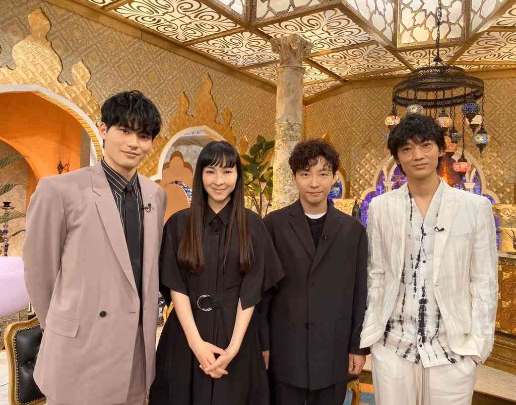 女優・麻生久美子、星野源への本気愛暴露され赤面 「ずっと大ファンで…」
