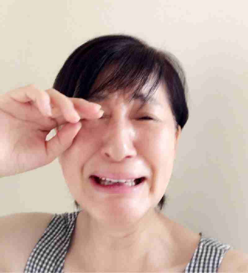 志村けん逝去で“泣き顔自撮り”投稿モデル竹下玲奈にツッコミ「何で撮ったの?」
