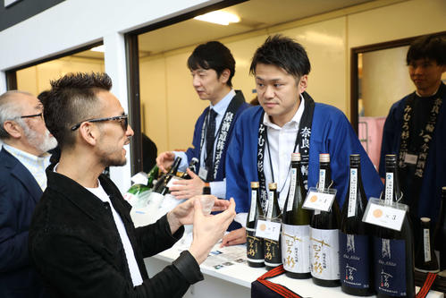 中田英寿氏がコロナ苦境の飲食業救う新企画スタート - 芸能 : 日刊スポーツ