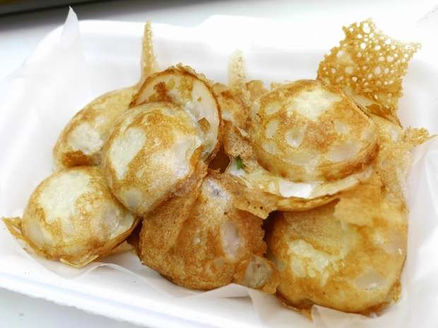 タイの伝統菓子『カノムクロック』と[羽根つき餃子]の意外な共通点とは!? | 街かどタイ料理 -トムヤムBlog-