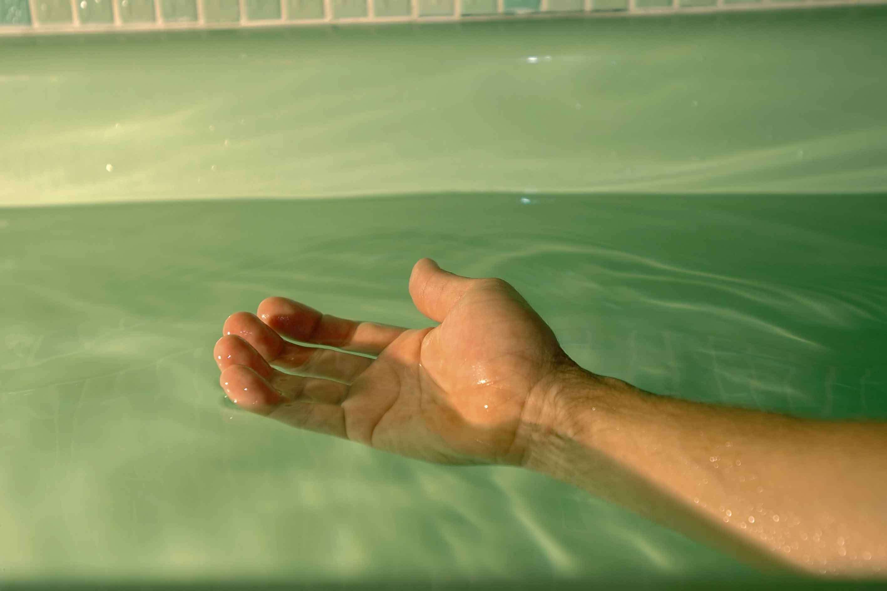 「天国に行くほうが孫も幸せ」　風呂に沈め溺死させた祖母の告白 – ニュースサイトしらべぇ