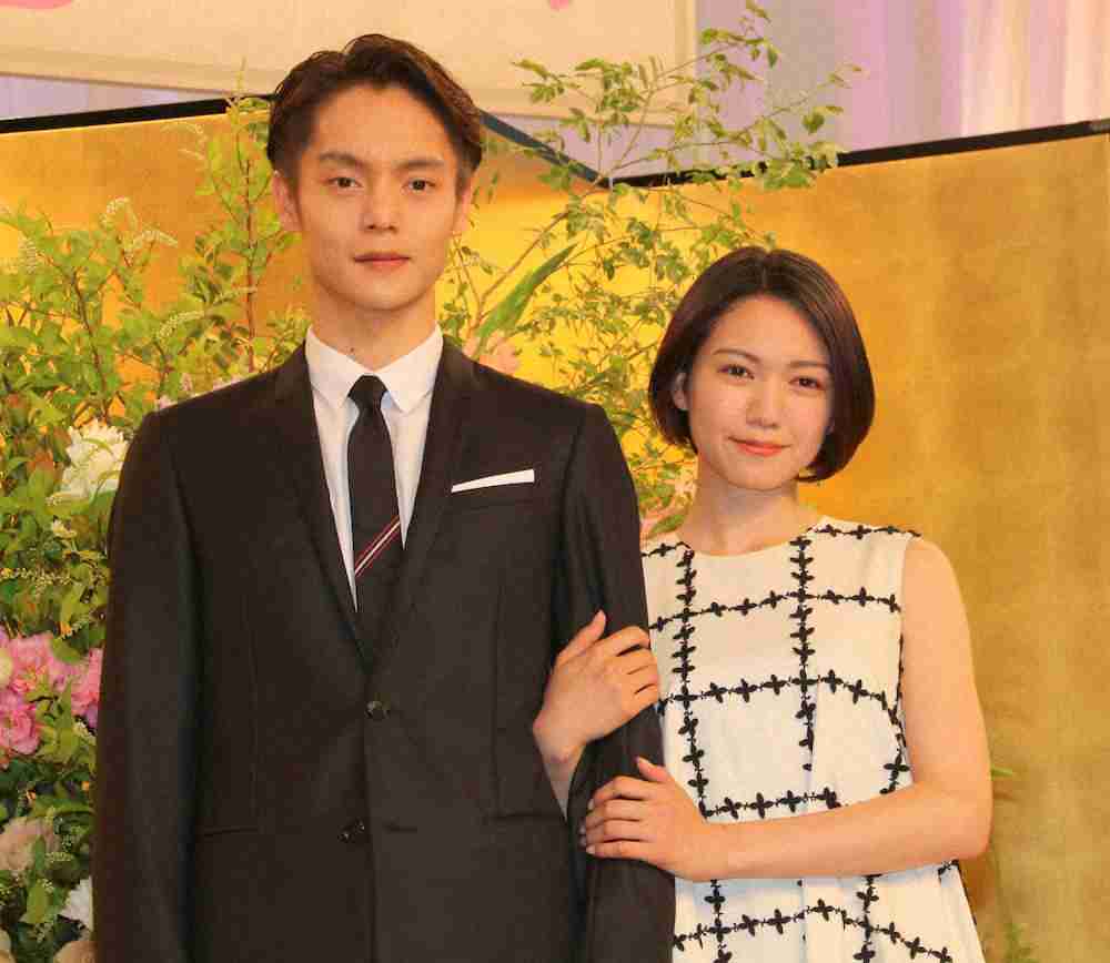窪田正孝、妻・水川あさみのインスタライブに乱入 2ショット披露でファンから歓喜の声