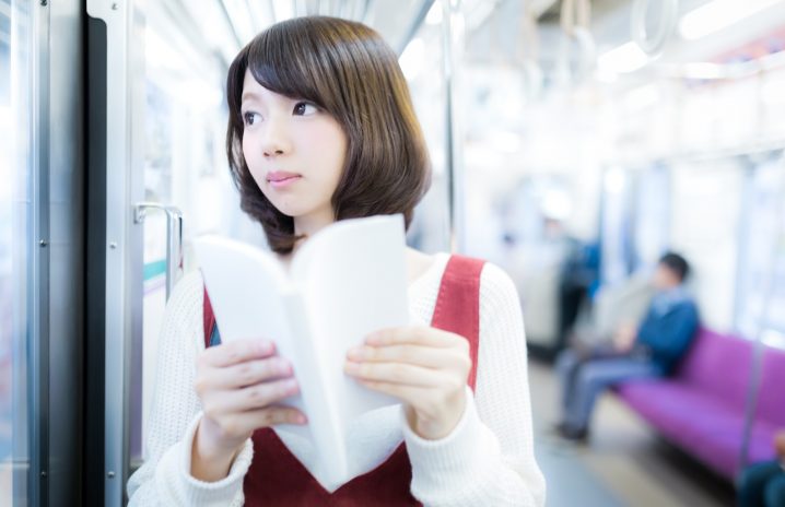 本にはカバーを掛けない表紙を裏返しにしないこと。自分が読んでるものに自信を持とう | 思考の垂れ流し