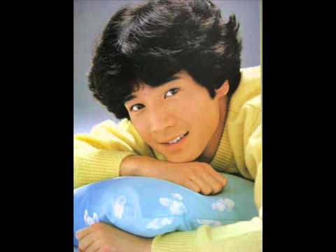 田原俊彦 『初恋』 - YouTube