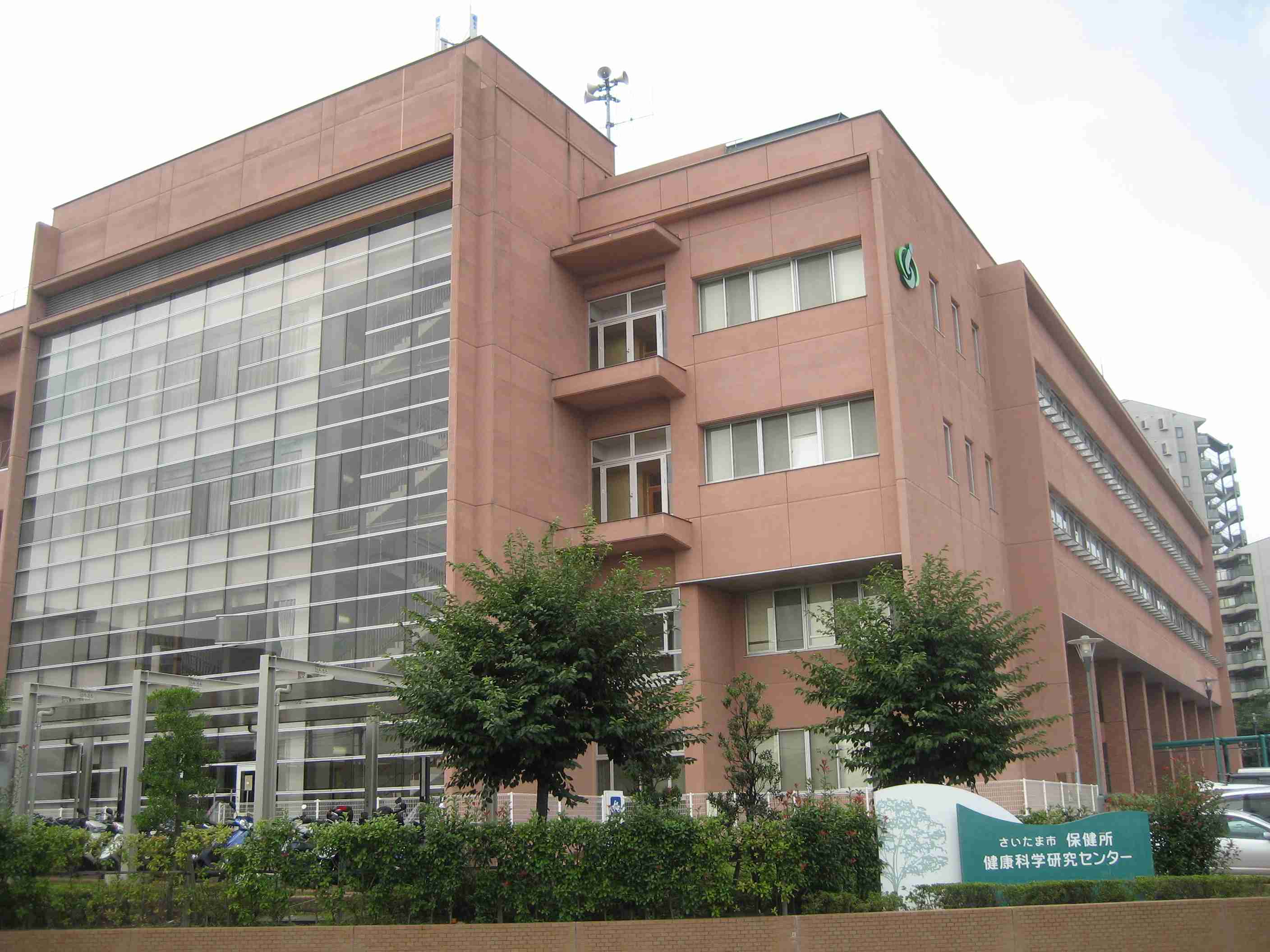保健所長「病院あふれるのが嫌」 さいたま市の検査数少ない理由
