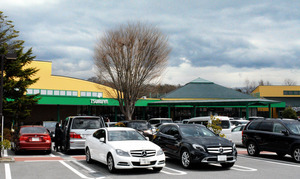 軽井沢に集まる首都圏ナンバー車　「コロナ避難」に懸念(朝日新聞) - goo ニュース