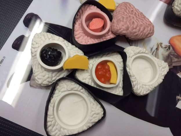 捨てた覚えが無いのにいつの間にかなくなっていた物を挙げるトピ