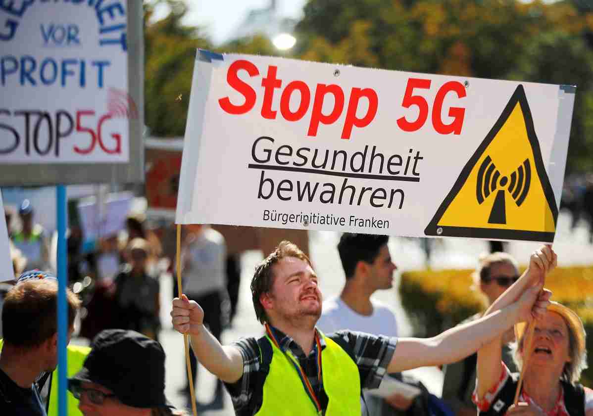 5G、重大な健康被害示す研究相次ぐ…世界で導入禁止の動き、日本では議論すら封印