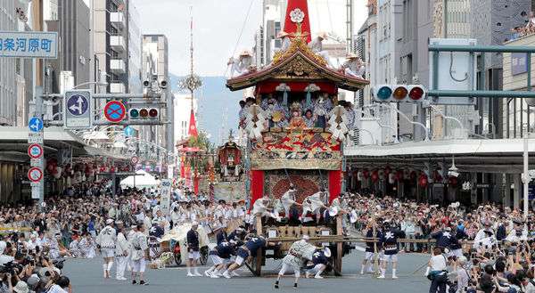 祇園祭の山鉾巡行中止を発表「苦渋の決断だった」　日本三大祭り｜文化・ライフ｜地域のニュース｜京都新聞