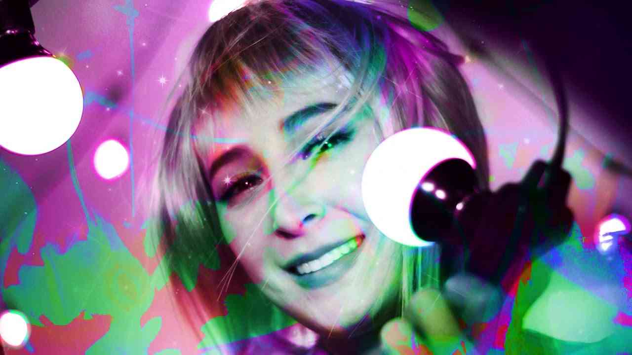 リア・ディゾン「ONLY YOU」Music Video - YouTube