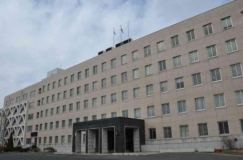 埼玉でさらに自宅待機中の70歳男性死亡　入院希望も受け入れ先なく（毎日新聞） - Yahoo!ニュース