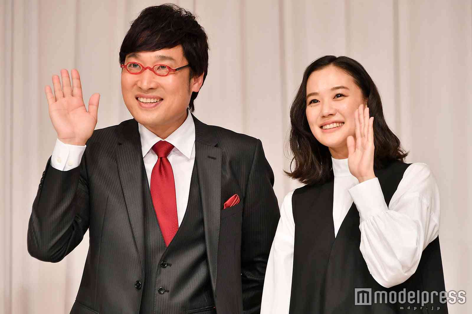 山里亮太、妻・蒼井優との出会い回顧「頭ビショビショで…」