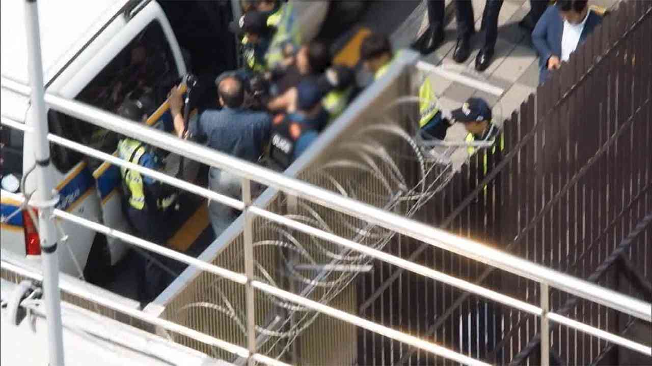 【速報】韓国・釜山 日本総領事館乱入「国民が共感」　事実上の“無罪”に（フジテレビ系（FNN）） - Yahoo!ニュース