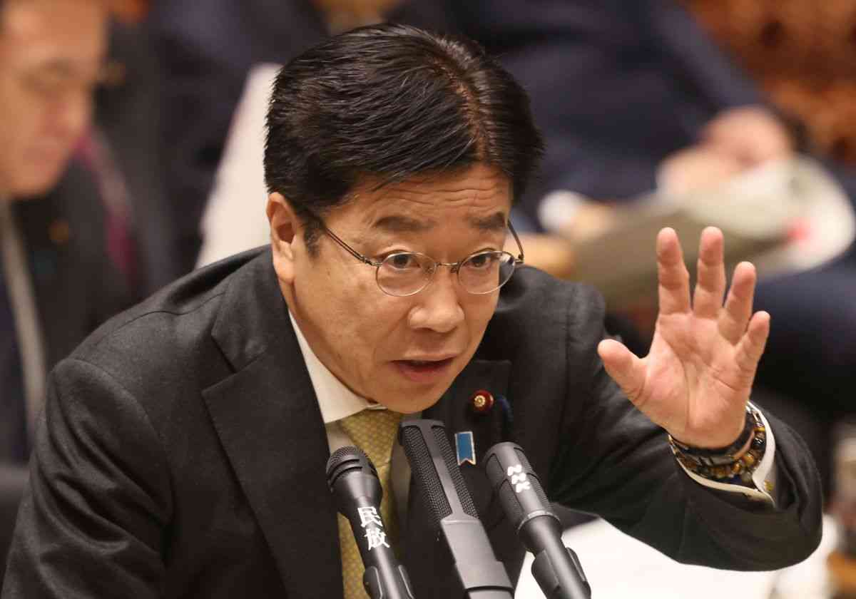 加藤厚労相“PCR検査4日自宅待機ルールは保健所と国民の誤解”発言…現場から怒りの声