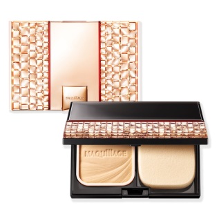 厚塗りに見えないファンデーション