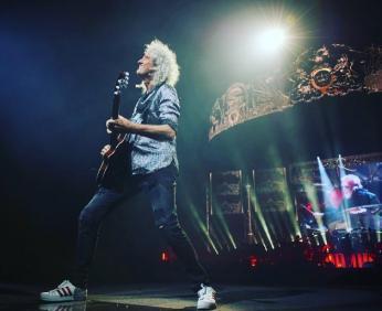 ブライアン・メイ、ガーデニングに励み過ぎて大臀筋を痛める(BARKS) - Yahoo!ニュース