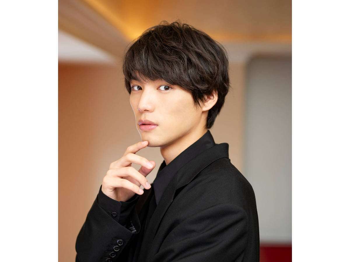 福士蒼汰インタビュー②「今、僕たち若い世代に足りないと思うこと」―『ザ・ファブル』6月21日公開！― いい男に会いたい！ - with online - 講談社公式 - | 恋も仕事もわたしらしく