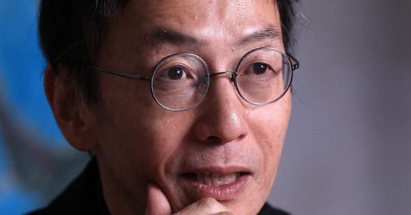 エンタメノート：「劇場閉鎖は『演劇の死』」野田秀樹さん、新型コロナで公演中止相次ぐ現状に一石 - 毎日新聞