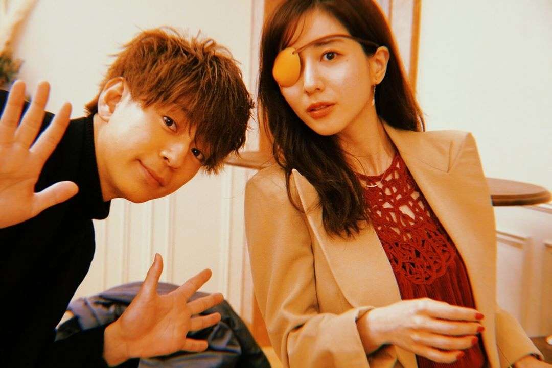 マサ、ご機嫌な様子で眼帯秘書・姫野礼香との2ショットを投稿『M　愛すべき人がいて』