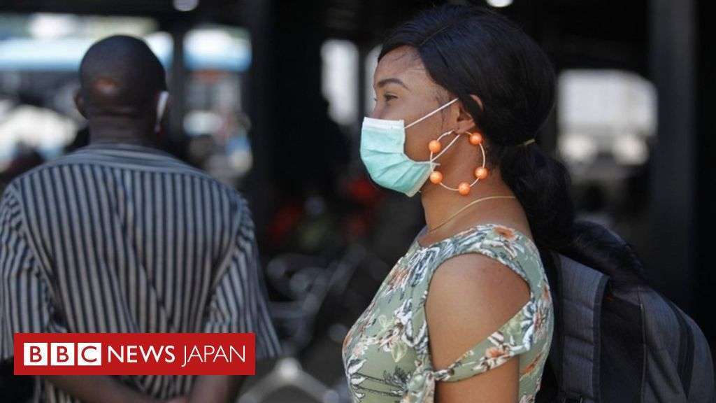 1日の感染者数、最多10万6000人に　WHO「終息は程遠い」 - BBC News ニュース