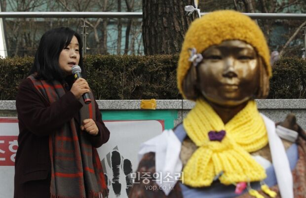 尹美香「おばあさんたちとは会わず私だけに話しなさい」…2015年の日韓慰安婦合意前、外交部に要求＝韓国の反応 : カイカイ反応通信
