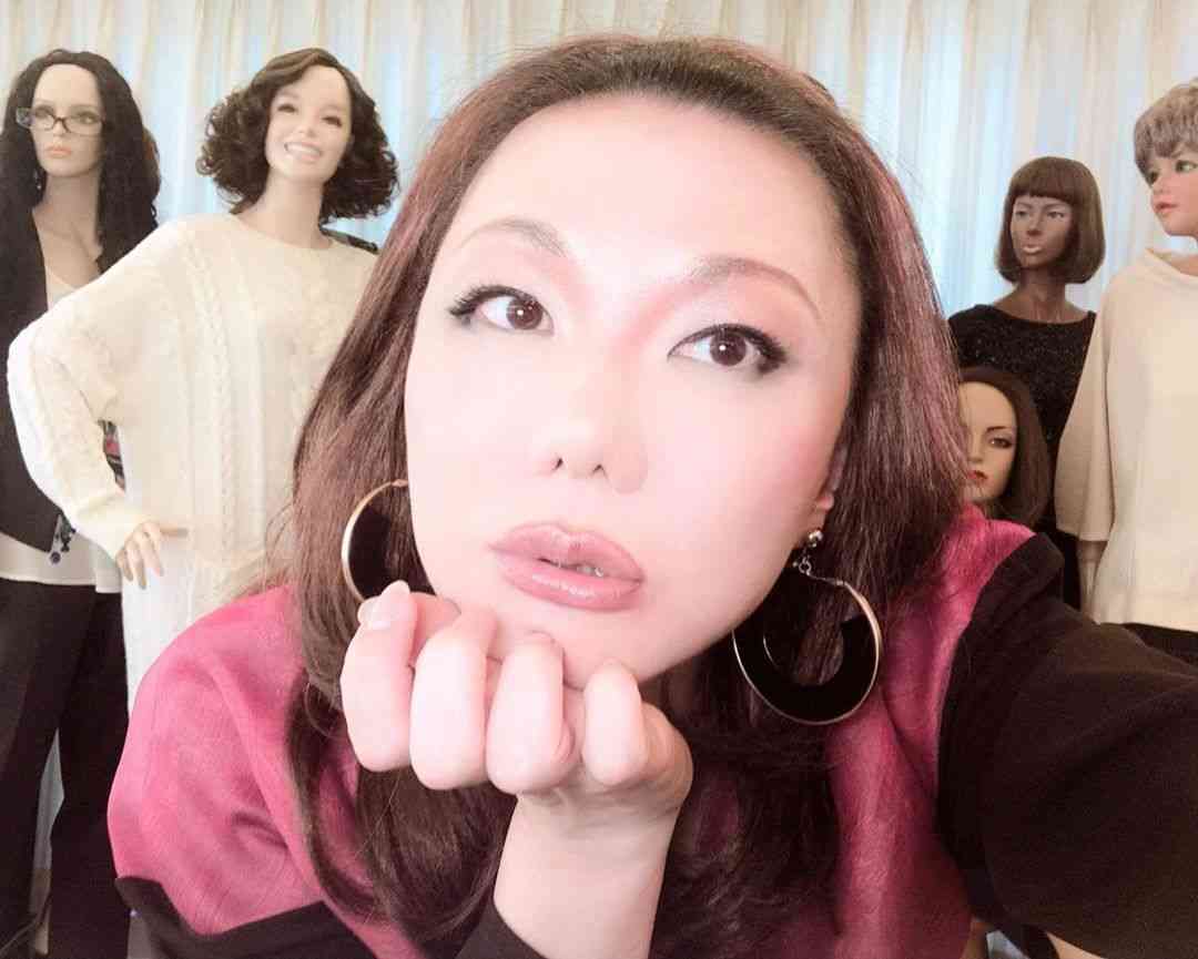 ミッツ・マングローブ【公式】 on Instagram: “発熱・咳・味覚障害などの症状が出てから間もなく１ヶ月が経とうとしています。…”