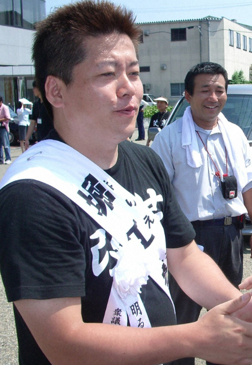 小池知事　レインボーブリッジ7色点灯にネット沸く「タワマン族しか見えん」「スカイツリーは？」