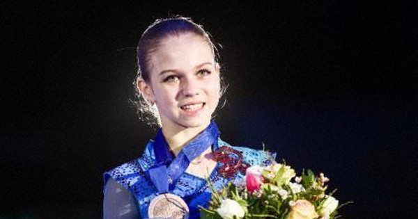 ロシアのトルソワ、コーチ変更へ　五輪王者プルシェンコ氏に師事　フィギュア - 毎日新聞