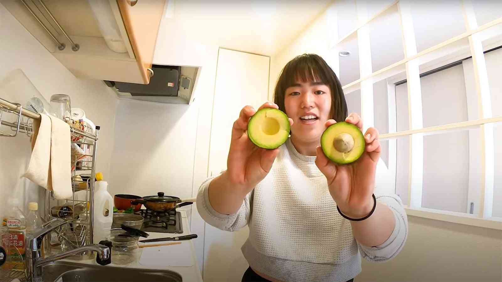 ゆりやんレトリィバァの"朝ごはんルーティン"に「癒やさ ...