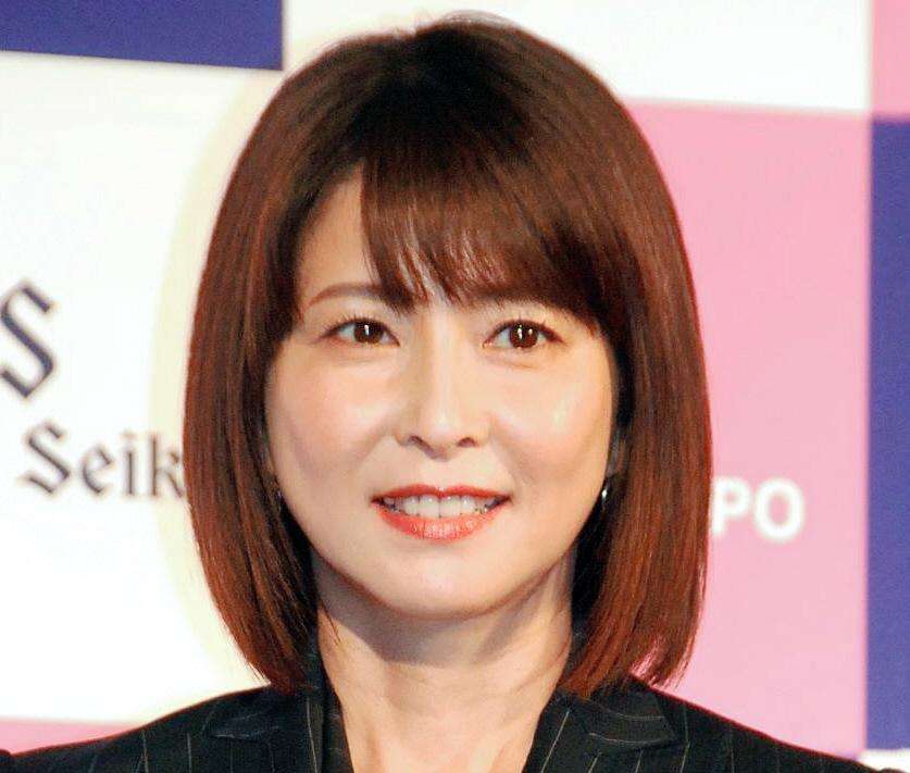 森高千里「オバさんになってない」奇跡の51才白シースルー姿