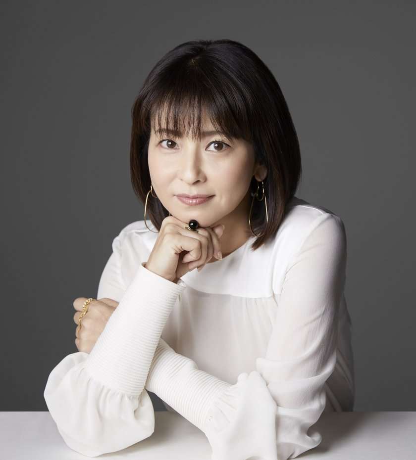 森高千里「オバさんになってない」奇跡の51才白シースルー姿