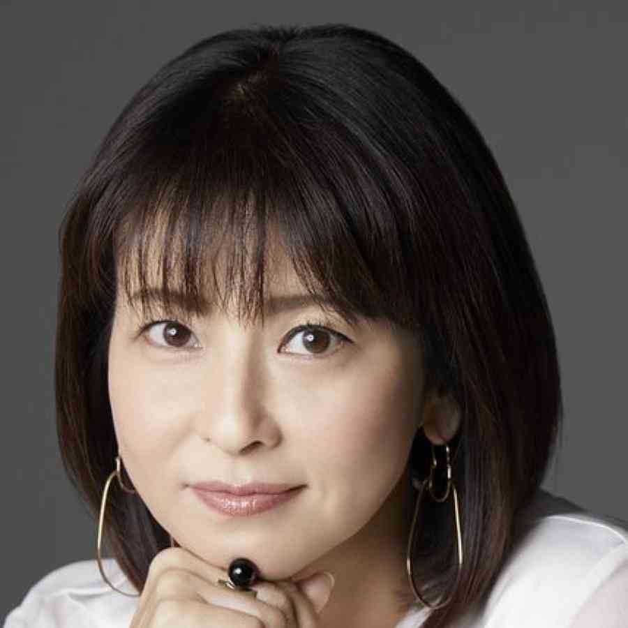 森高千里「オバさんになってない」奇跡の51才白シースルー姿