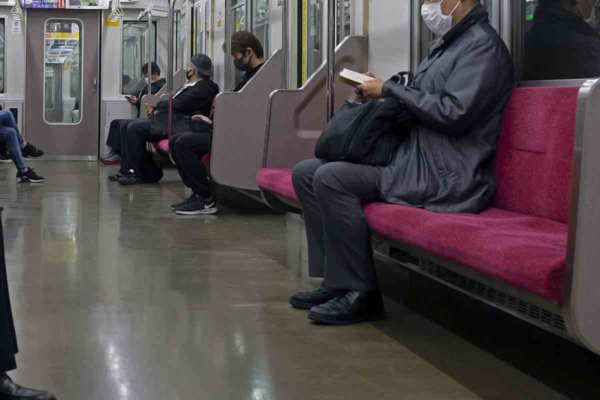 久しぶりの電車で…　ウイルスと同じくらい恐ろしいモノに不安の声 – ニュースサイトしらべぇ