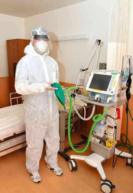 コロナ専用病室、看護師は全員独身　最前線の現場の工夫 - ライブドアニュース