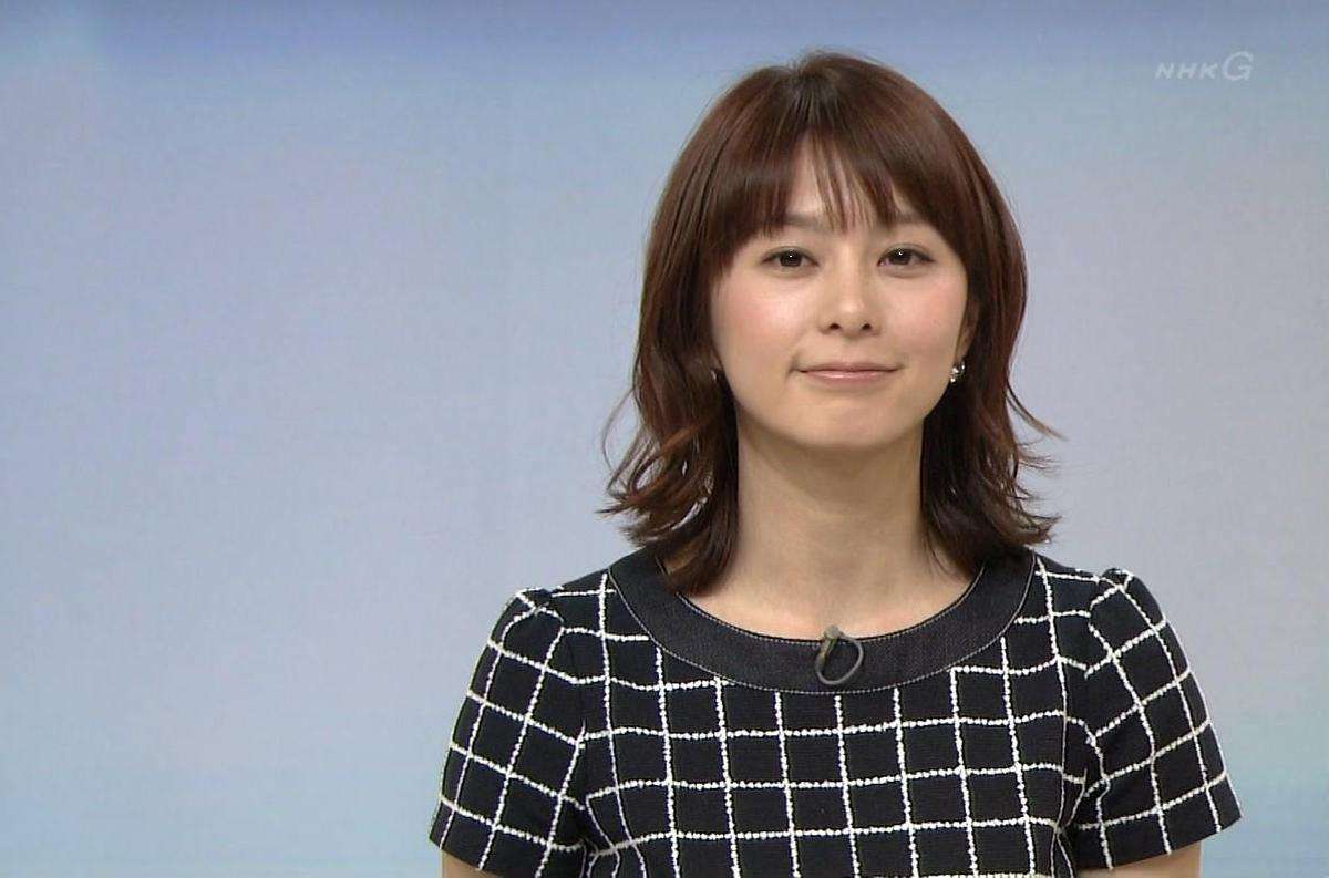 顔のパーツが小さい美人