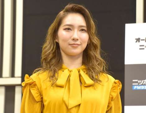 「別人やん!!」「胸キュンしたわ」ファーストサマーウイカ、ツインテール姿でギャップ披露 | ORICON NEWS