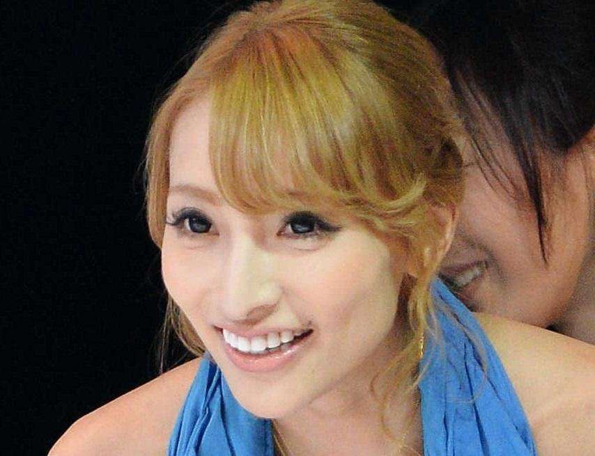 加藤紗里　娘出産「へそピありえないとか、姑か！」