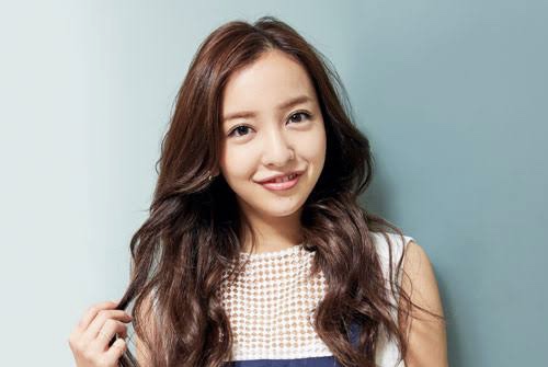 板野友美一家が破産させたMJG接骨医療チェーン木崎優太社長との関係は？　木崎社長との不倫関係からホリプロリストラか？