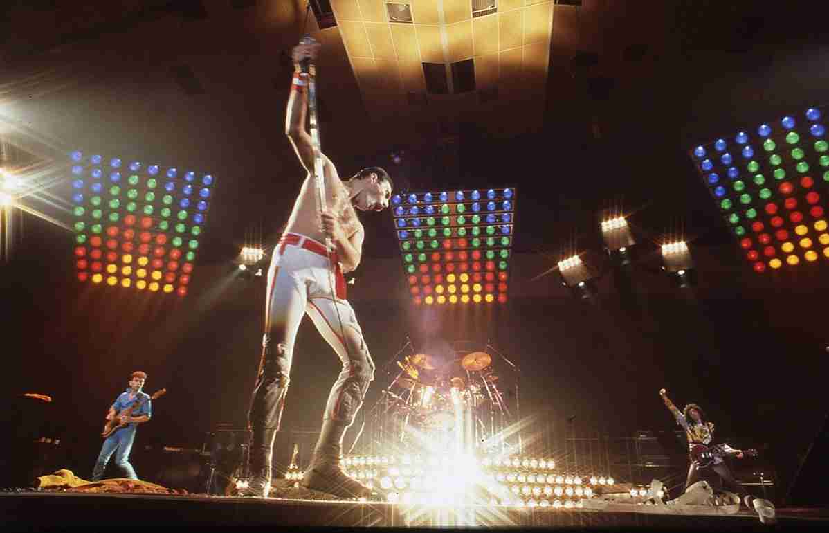 クイーン展ジャパン オフィシャルグッズをオンラインで販売、スペシャル動画も | はまこれ横浜