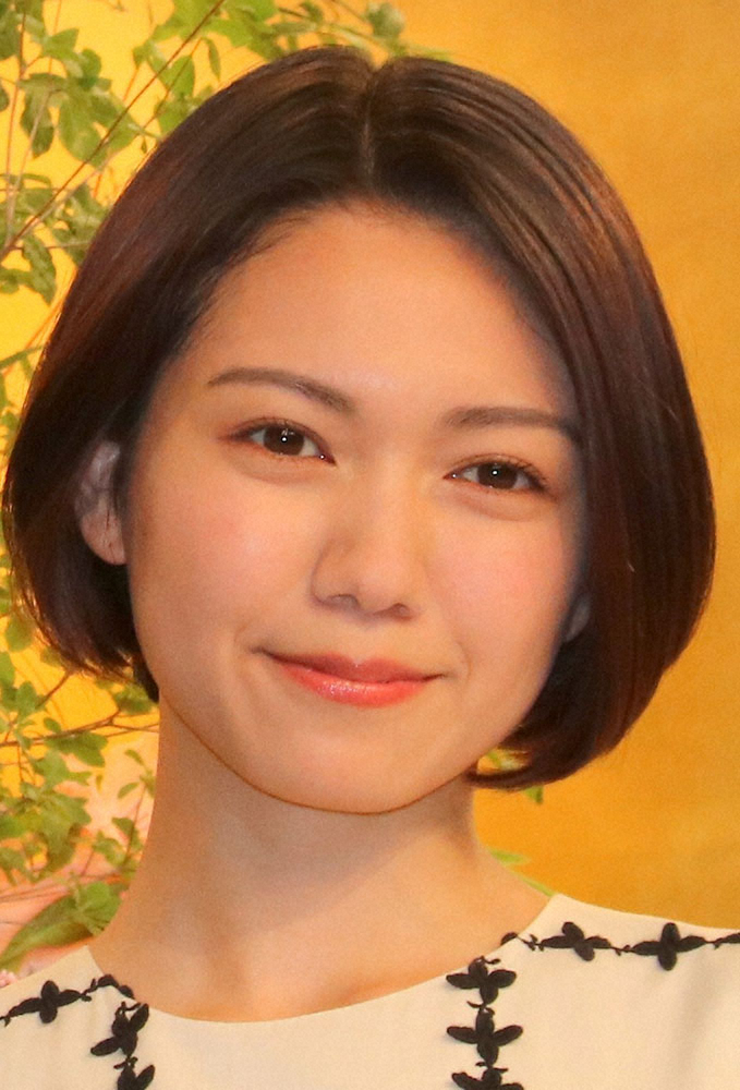 二階堂ふみ　不思議なデザート写真投稿　宙に浮いてる？猫の遠近感が…― スポニチ Sponichi Annex 芸能