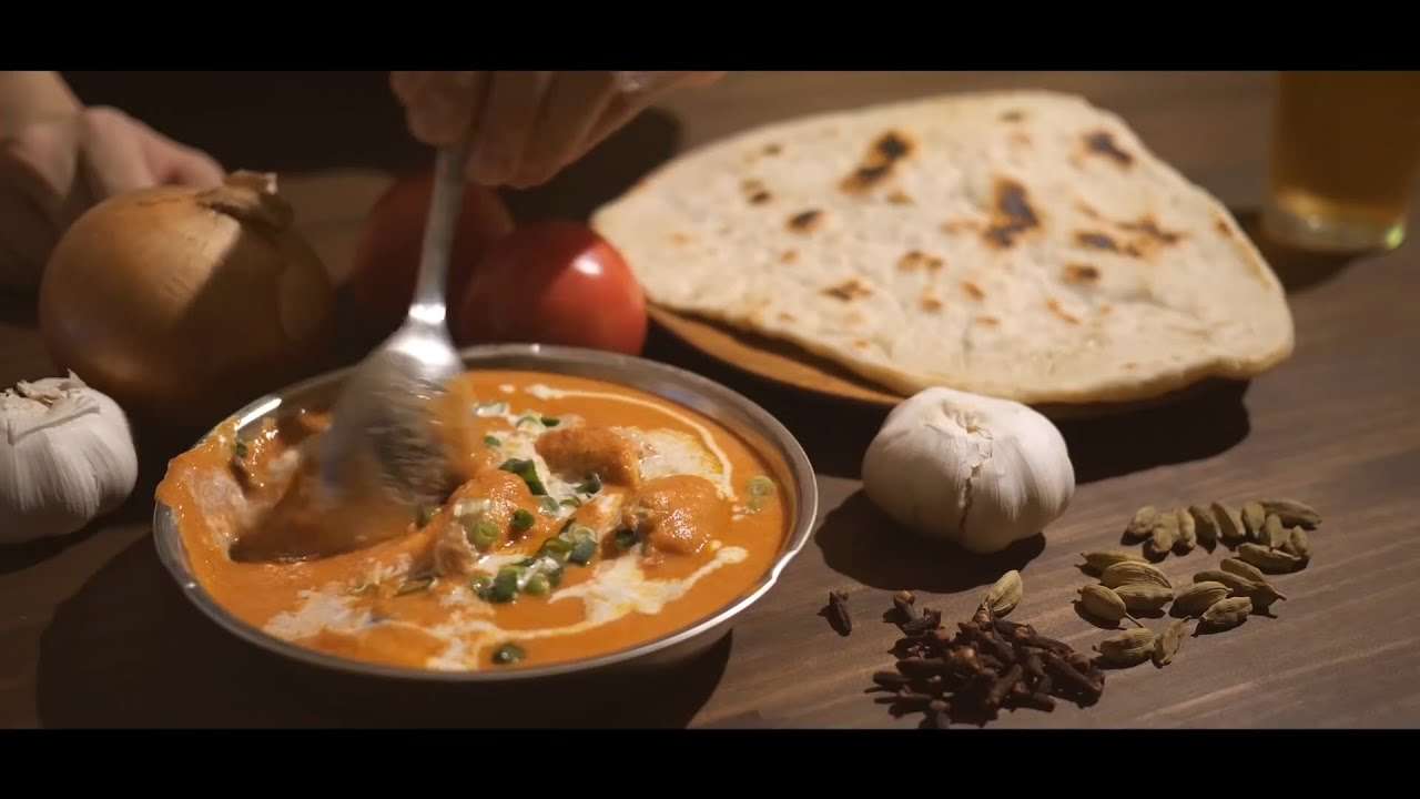 やかましい男によるバターチキンカレーの作り方 - YouTube