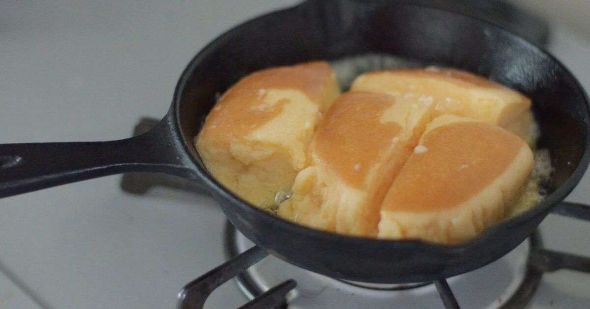 「北海道チーズ蒸しケーキ」で作るフレンチトーストが罪深いほどおいしそう - トゥギャッチ